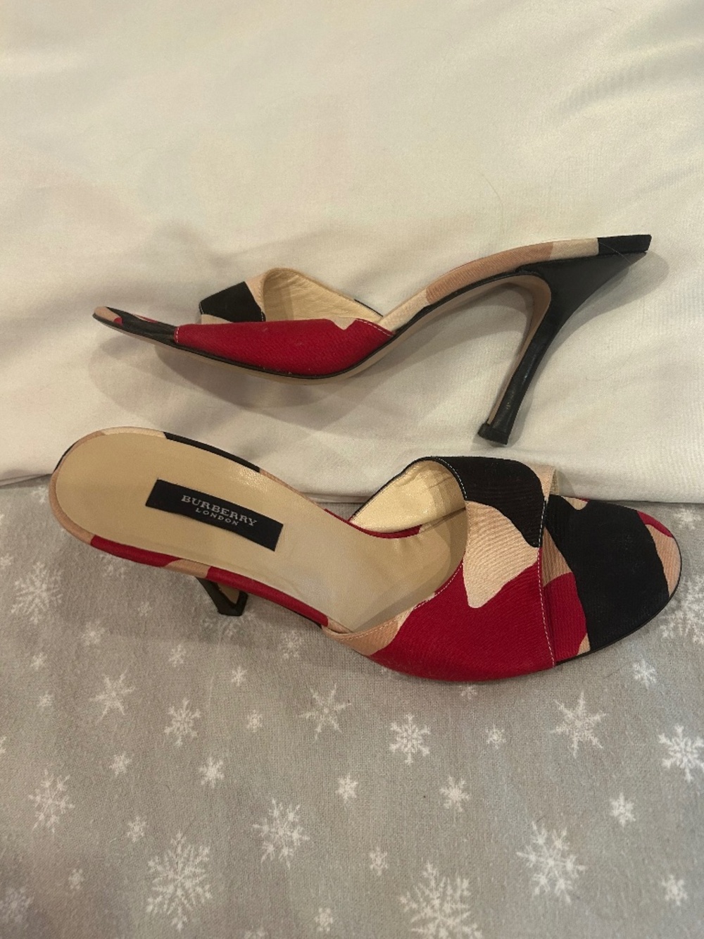 Burberry heels sandals 38